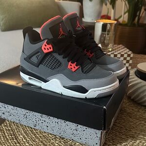 Jordan Kids Sneakers in Grey with Red Accents